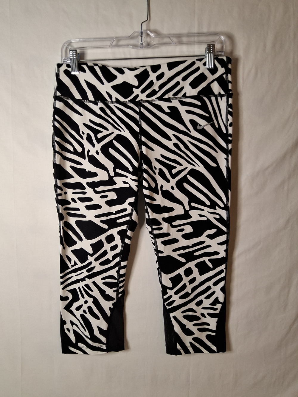 Nike Black & White Zebra Print Crop Leggings